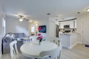 Image of Jupiter Townhome with Patio and Yard about 6 Mi to Beach!