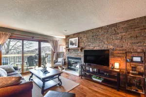 Image of Galena Townhome w/ Deck & Golf Course View!