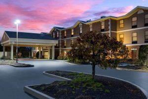 Image of Hampton Inn & Suites Petoskey