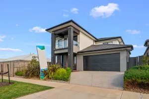 Image of Werribee Gem Luxe Home Family Getaway 6Bed Netflix