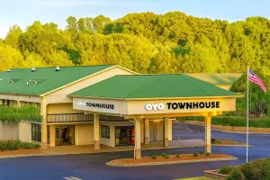 Image of Townhouse Winston Salem - University