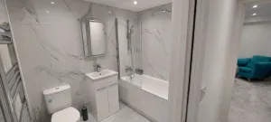Image of Modern 3 Bedrooms Apartment 01 Town Centre Camberley