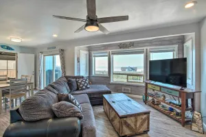 Image of Gold Beach Home with Hot Tub, quarter Mi to Beach!