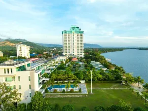Image of Castle Bayview Resort & Spa