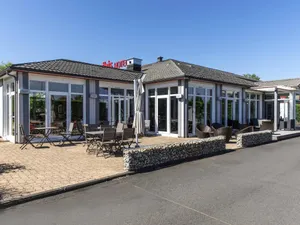 Image of ibis Issoire