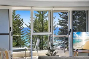 Image of Ocean Front Breeze at Cashelmara