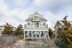 Image of Marshfield Home w/ 4 Decks & Private Beach Access!