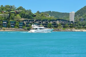 Image of 6 Yacht Club Oceanfront House On Marina  Deluxe 4 Bedroom With 2 Golf Buggies
