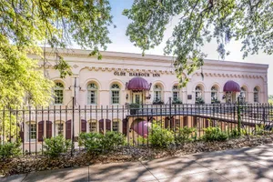 Image of Olde Harbour Inn, Historic Inns of Savannah Collection