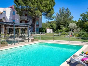 Image of ibis Salon de Provence