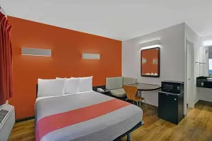 Image of Super 8 by Wyndham Santa Clara