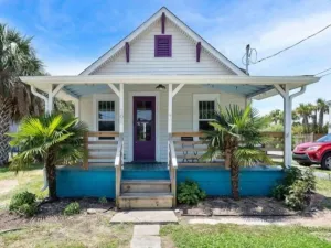 Image of Coastal Classic 2 Bedroom Cottage by RedAwning