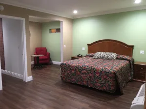 Image of American Inn & Suites LAX