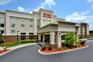 Image of Hampton Inn & Suites Huntersville