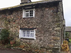 Image of How Head Cottage