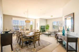 Image of Spring Lakeview 3 Bedroom Condo by RedAwning