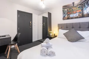 Image of 'Woodbury' at stayBOOM