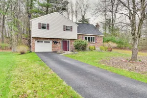 Image of Saratoga Springs Home Near Skidmore College!