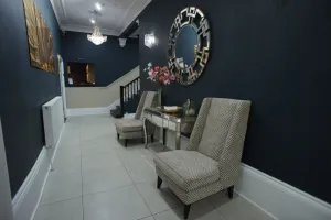 Image of Applewood Hotel