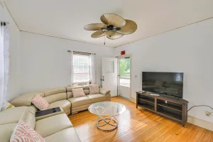 Image of 9 Mi to Dtwn Boston: Cozy Malden Apartment