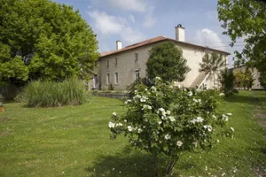 Image of Chambres d'Hôtes Château Pierre de Montignac