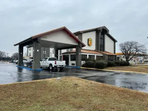 Image of Super 8 by Wyndham Blytheville