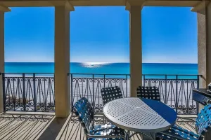 Image of Villa Royale 5 Bedroom Holiday Home by Five Star Properties