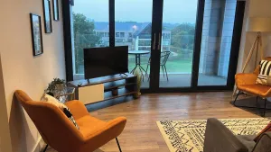 Image of Modern Balcony View Apt Near NEC BHX Free Parking Sleeps 4