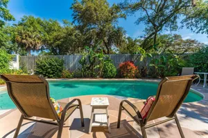 Image of •Slice of Paradise• FREE Heated Pool! 2 Kings!