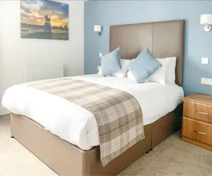 Image of King Robert Hotel