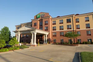 Image of Holiday Inn Express Hotel & Suites Clinton by IHG
