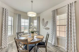 Image of 3 Mi to Hospitals: Stylish Condo in San Antonio!