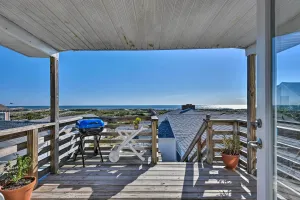 Image of Fernandina Cottage with Deck and Direct Beach Access!