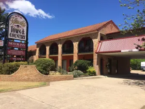 Image of Idlewilde Town & Country Motor Inn