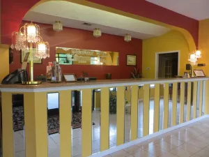 Image of Golden Manor Inn & Suites