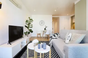 Image of KOZYGURU DOCKLANDS MODERN COZY 1 BED ROOM UNIT MELBOURNE VDO628