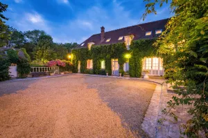 Image of Aux Charmes de Maintenon - Adults Only