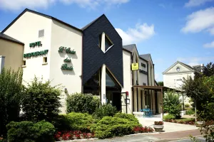 Image of Logis Hotel Restaurant l'Orée Des Bois