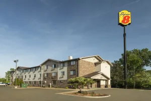 Image of Super 8 by Wyndham Taylor/Detroit Area