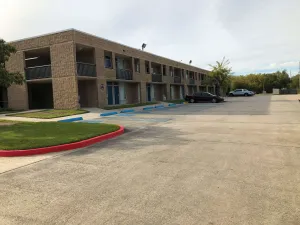 Image of Motel 6 La Place, LA
