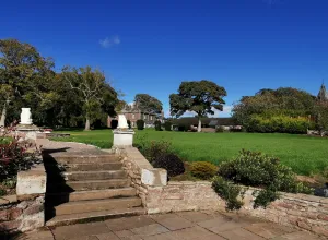 Image of Lunan House