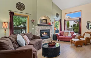 Image of Parkside Gardens | Shady Private Yard W/ Hot Tub!