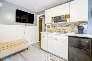 Image of Charming Geneva Vacation Rental ~ 5 Mi to Lake!