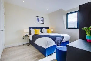 Image of Hybrid Resi - London, Sutton with onsite car parking