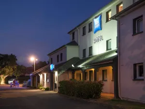 Image of ibis budget Nantes Sainte Luce - Hôtel Rénové