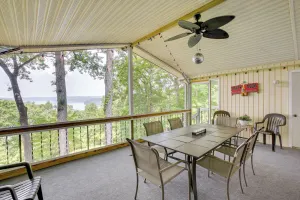 Image of Bright Byrdstown Home with Views of Dale Hollow Lake