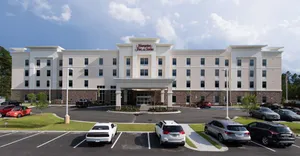 Image of Hampton Inn & Suites Fayetteville