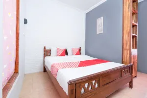 Image of RedDoorz Syariah near Plengkung Gading 2