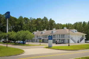 Image of Baymont by Wyndham Kingsland