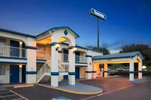 Image of Travelodge by Wyndham Killeen/Fort Hood